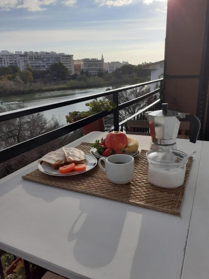 Apartamento Con Vistas Al Rio Guadalquivir En Triana, Sevilla Exteriér fotografie
